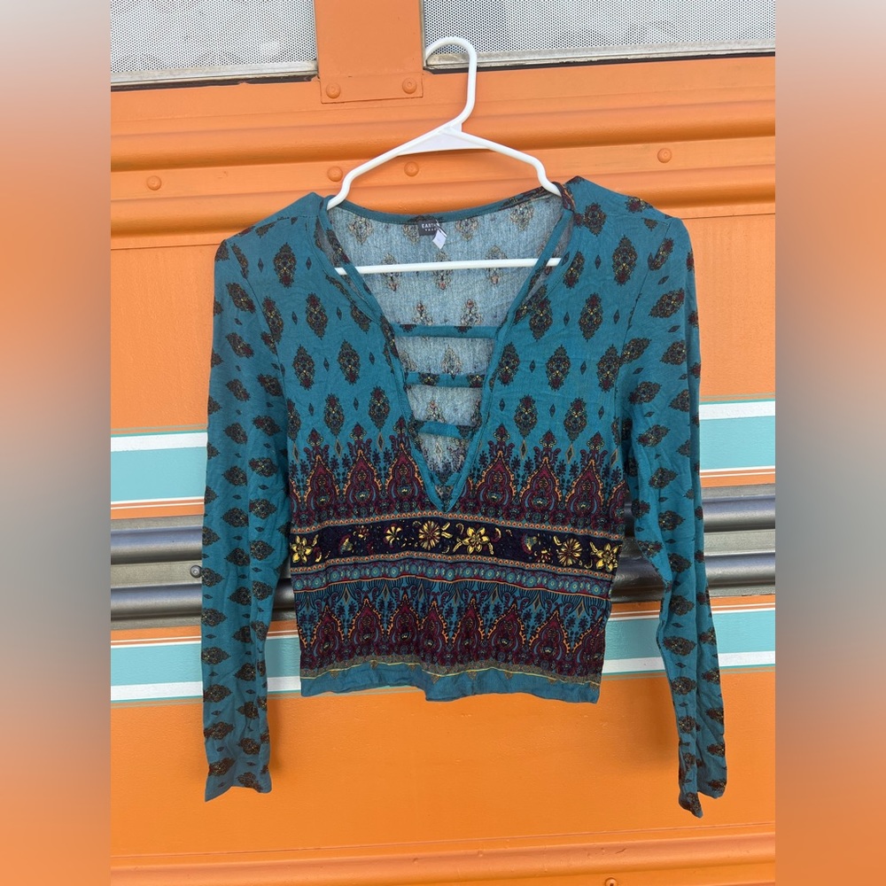 Earthbound cropped long sleeve shirt
